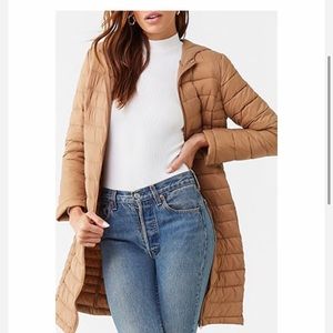 Hooded puffer jacket